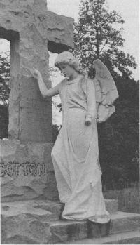 Monument in Spring Hill cemetery.